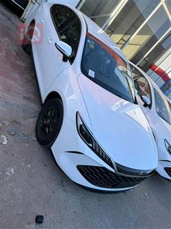 بی وای دی Qin Plus